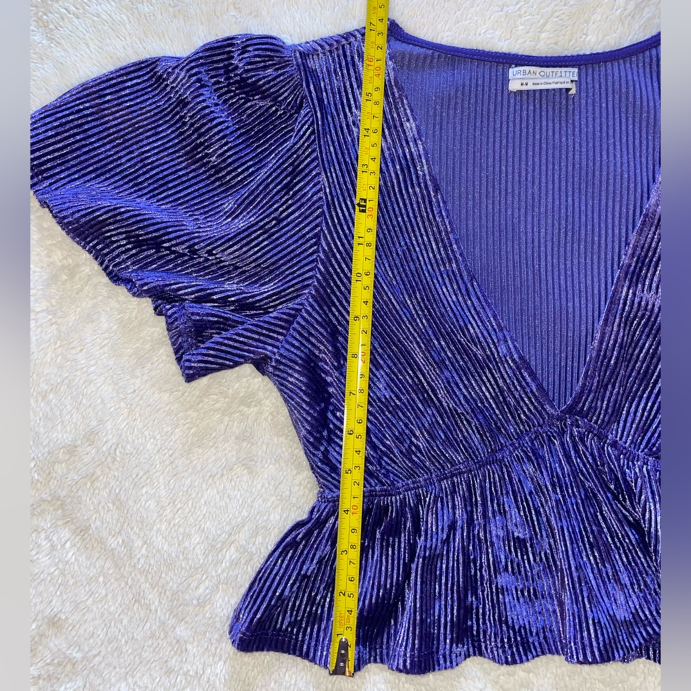 Urban Outfitters Royal Blue Velvet VNeck Crop Top - Picture 6 of 7